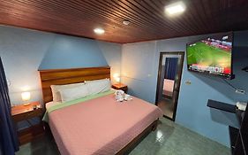 Pura Vida Aparment - Downtown La Fortuna