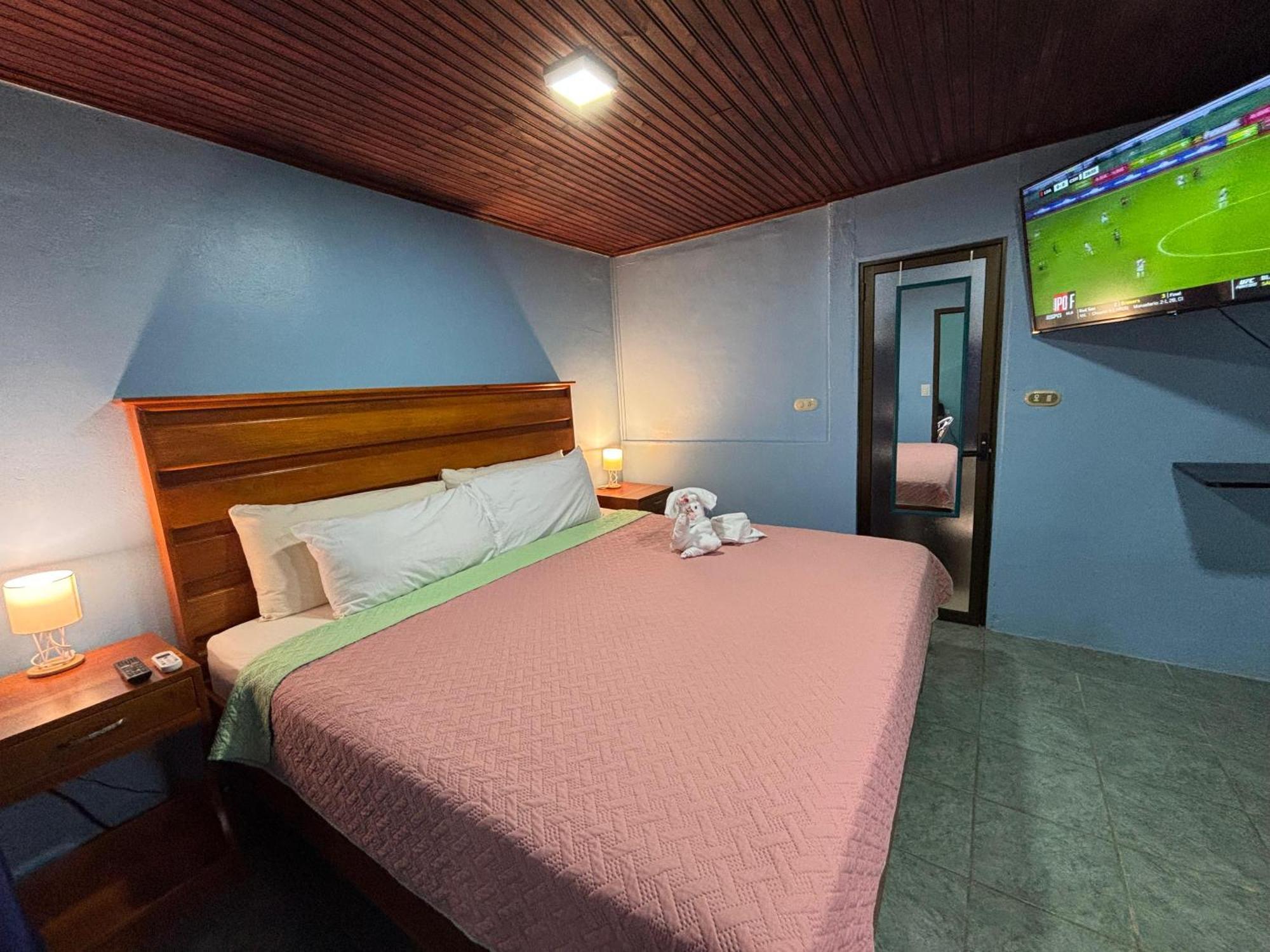 Pura Vida Aparment - Downtown La Fortuna Exterior foto